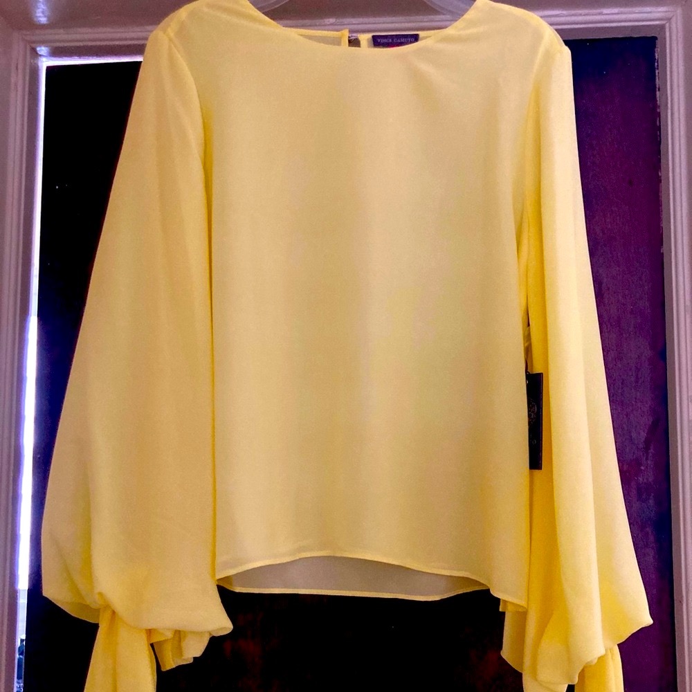 Vince Camuto lemon cream blouse, size XS - NWT
